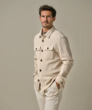 Afbeelding in Gallery-weergave laden, OVERSHIRT KNITTED BEIGE
