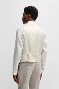 C-Huge-Vest-252 10271195 01